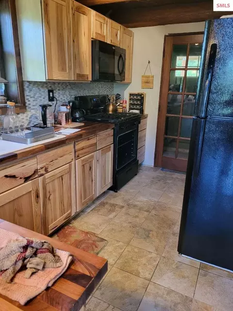 Kitchen - 439 Usfs 2295a, Clark Fork, ID 83811 photo 1 of 2