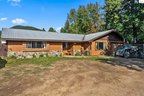 312 E 5th Ave, Clark Fork, ID 83811 photo 1