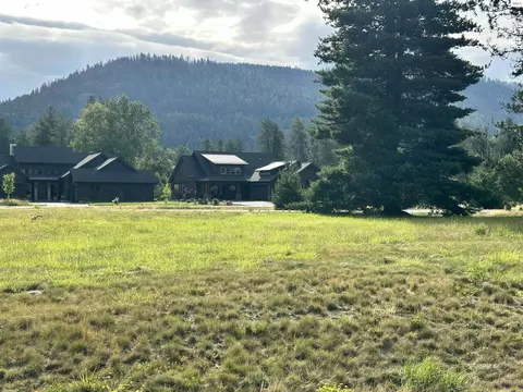 2 Marie Victoria Court, Sandpoint, ID 83864