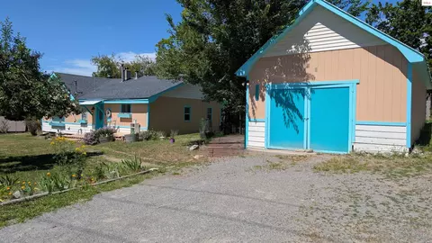 6577 Comanche St, Bonners Ferry, ID 83805