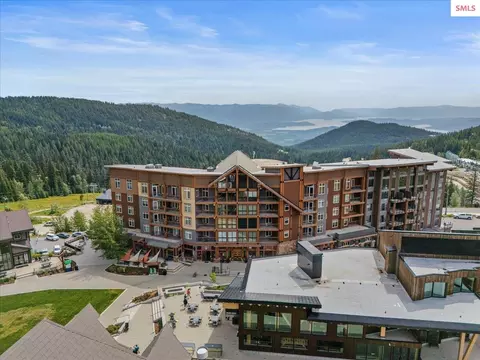 124 Village Ln #118, Sandpoint, ID 83864