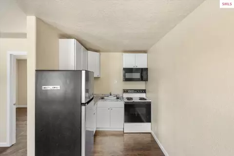 Kitchen - 817 Upland Dr, Sandpoint, ID 83864 photo 1 of 2