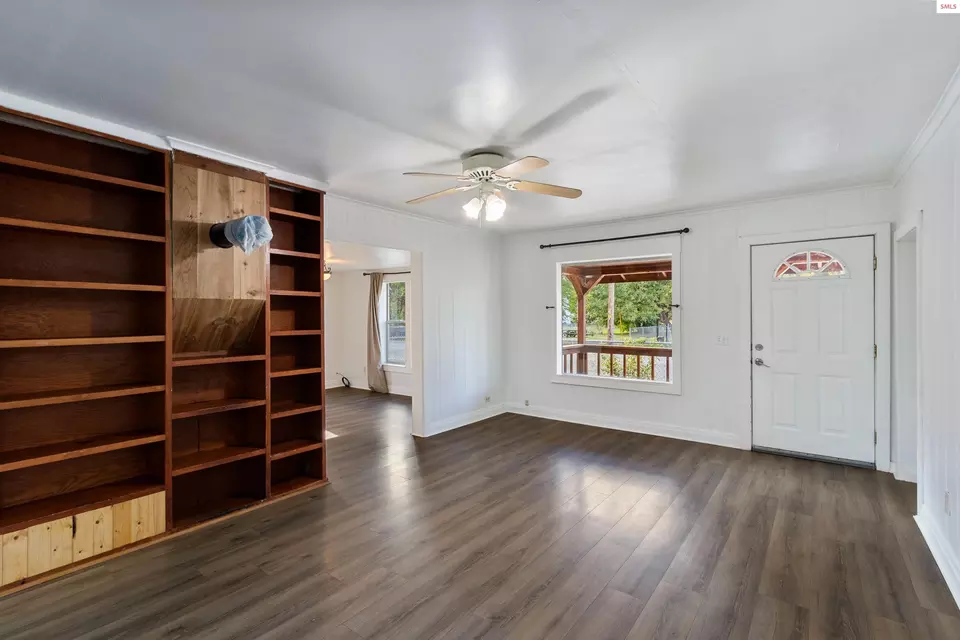 Living - 220 N Main, Clark Fork, ID 83811 photo 3 of 4