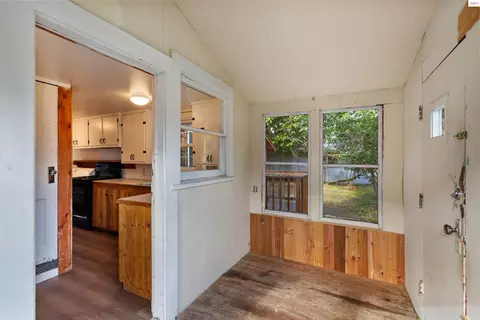 Entry Way - 220 N Main, Clark Fork, ID 83811 photo 1 of 4