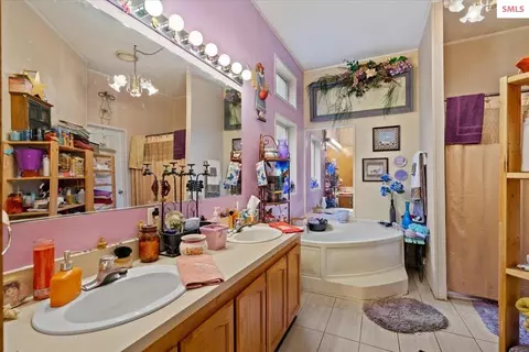 9864 Bottle Bay Rd, Sagle, ID 83860 photo 21