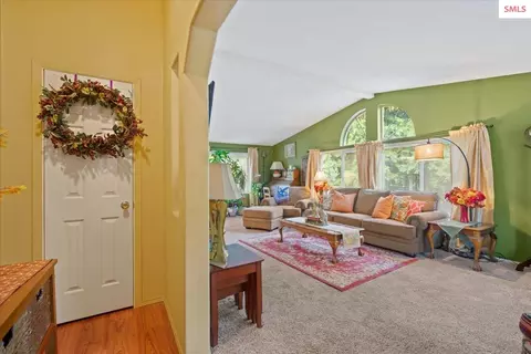 9864 Bottle Bay Rd, Sagle, ID 83860 photo 6