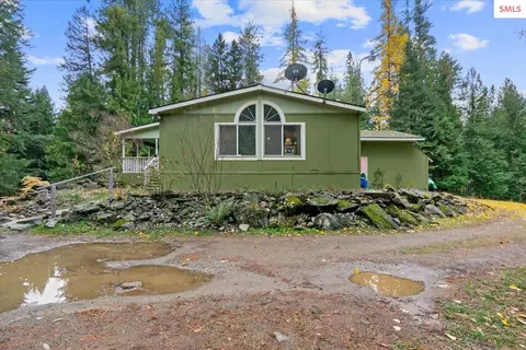 9864 Bottle Bay Rd, Sagle, ID 83860 photo 2