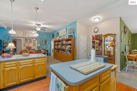 9864 Bottle Bay Rd, Sagle, ID 83860 photo 15