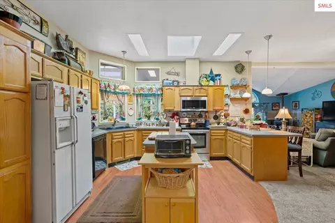 9864 Bottle Bay Rd, Sagle, ID 83860 photo 12
