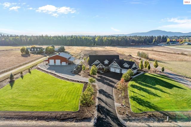 12399 N Meadow Wood Ln, Hayden, ID 83835