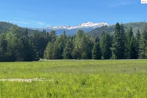 534 Saddleback Dr, Naples, ID 83847 photo 4