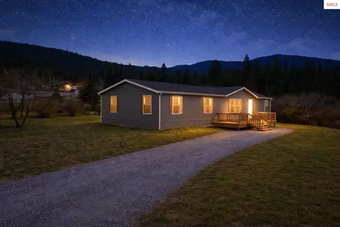 132 Finlay Loop, Kingston, ID 83839