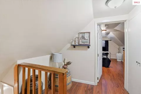 Entry Way - 215 Forest Ave, Sandpoint, ID 83864 photo 1 of 1