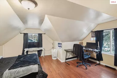 Bedroom - 215 Forest Ave, Sandpoint, ID 83864 photo 5 of 7