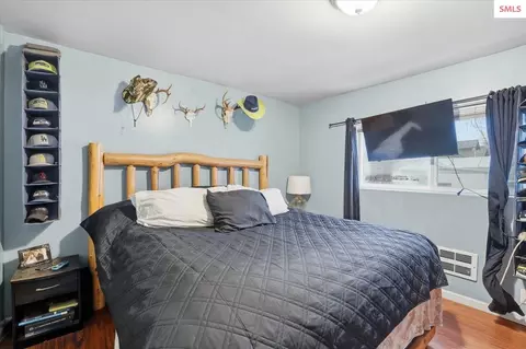 Bedroom - 215 Forest Ave, Sandpoint, ID 83864 photo 3 of 7
