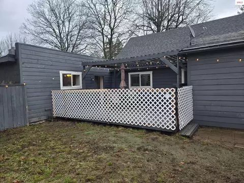 Exterior - 215 Forest Ave, Sandpoint, ID 83864 photo 5 of 6