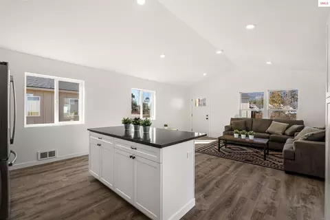 375 Jasper Loop, Ponderay, ID 83852 photo 19