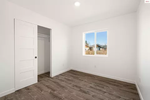 375 Jasper Loop, Ponderay, ID 83852 photo 7