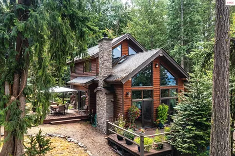 23 W Bay Wood Ln, Hope, ID 83836