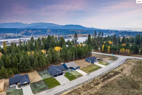 936 E Valley St S, Oldtown, ID 83822