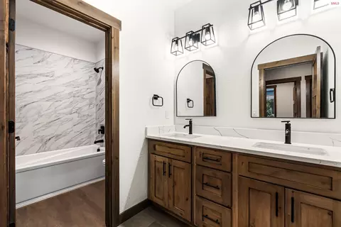 Bath - 105 Backtrack, Sandpoint, ID 83864 photo 6 of 6