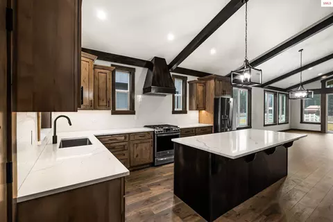Kitchen - 105 Backtrack, Sandpoint, ID 83864 photo 3 of 3