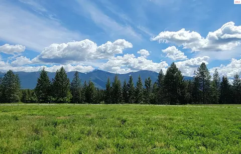 485 Stellar Jay Rd, Bonners Ferry, ID 83805