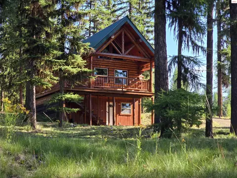 29700 Yaak River Rd, Yaak, MT 59935