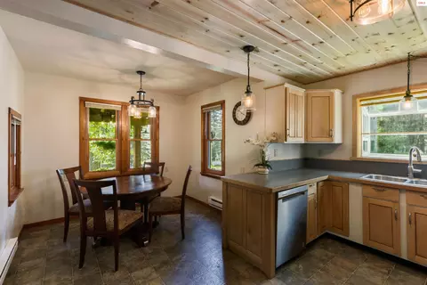 965 Denton Rd, Hope, ID 83836 photo 13