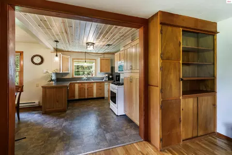 965 Denton Rd, Hope, ID 83836 photo 9