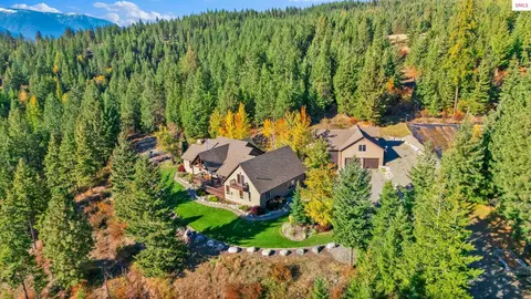 558 Grouse Hill Rd, Bonners Ferry, ID 83805