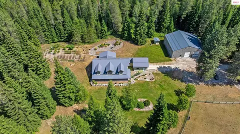 4719 Selle Rd, Sandpoint, ID 83864 photo 2