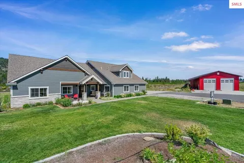 457 W Kinnerly Ct, Rathdrum, ID 83858