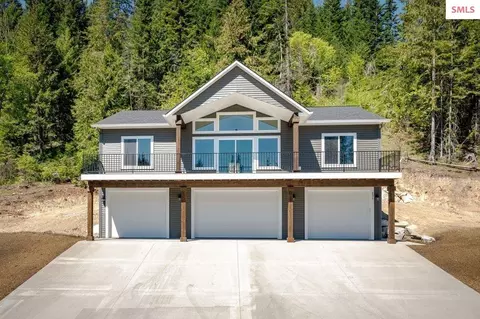 231 Durango Ln, Priest River, ID 83856