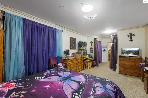 Bedroom - 762 High Rd, Sandpoint, ID 83864 photo 2 of 4