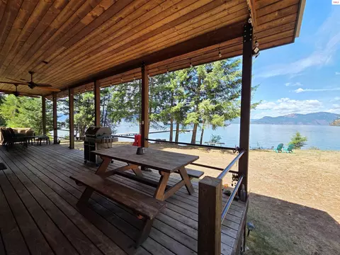 Exterior - 145 Cedar Dr, Bayview, ID 83803 photo 1 of 13