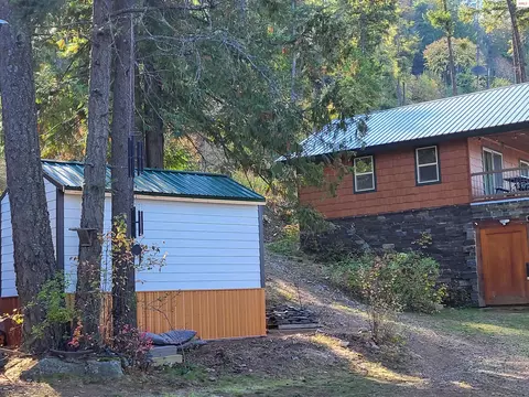 Exterior - 145 Cedar Dr, Bayview, ID 83803 photo 8 of 13