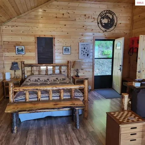 Bedroom - 145 Cedar Dr, Bayview, ID 83803 photo 4 of 4