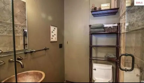 Bath - 145 Cedar Dr, Bayview, ID 83803 photo 2 of 3