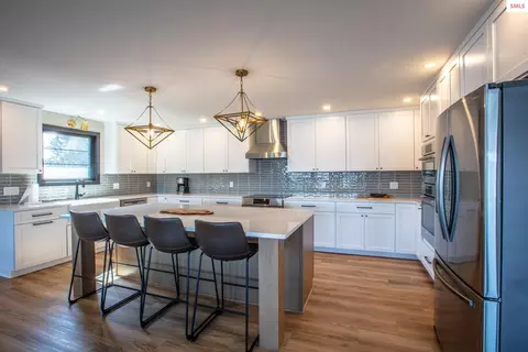 Kitchen - 475 Campbell Point Rd, Laclede, ID 83841 photo 2 of 5