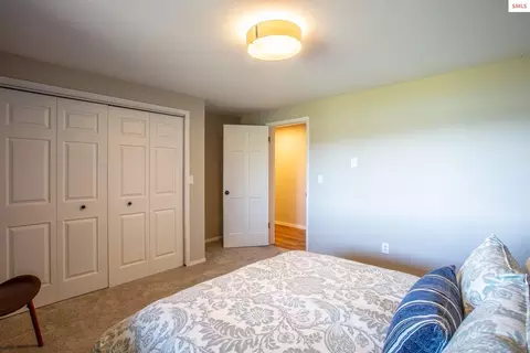 Bedroom - 475 Campbell Point Rd, Laclede, ID 83841 photo 9 of 9