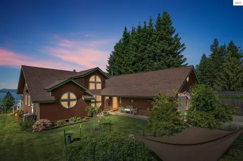311 School Rd, Hope, ID 83836