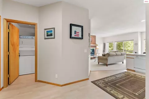 Entry Way - 87 Cornice Ct Unit #204, Sandpoint, ID 83864 photo 1 of 4