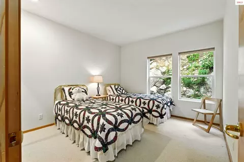 Bedroom - 87 Cornice Ct Unit #204, Sandpoint, ID 83864 photo 4 of 5