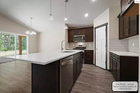 Kitchen - 2 Us 2 # s, Oldtown, ID 83822 photo 1 of 3