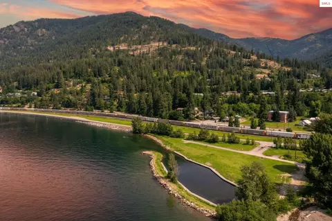 lot4 Mill Harbor Ln, Hope, ID 83836
