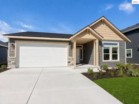 1136 Jersey St, Sandpoint, ID 83864
