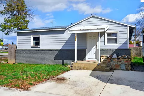 403 Olive Ave, Sandpoint, ID 83864