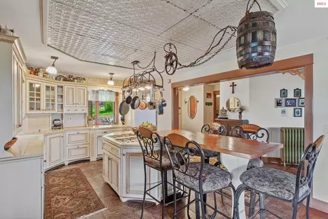 Kitchen - 3467 E Sunset Dr, Harrison, ID 83833 photo 2 of 4