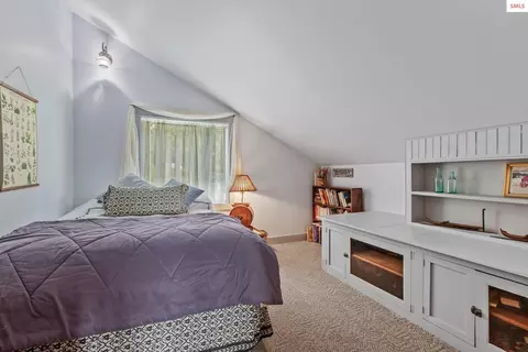Bedroom - 3467 E Sunset Dr, Harrison, ID 83833 photo 3 of 5